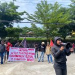 Aliansi Pemerhati Hukum (APH) : SRS dan FMR, Unjuk Rasa di Depan Kanwil Bea Cukai Sulawesi bagian Selatan