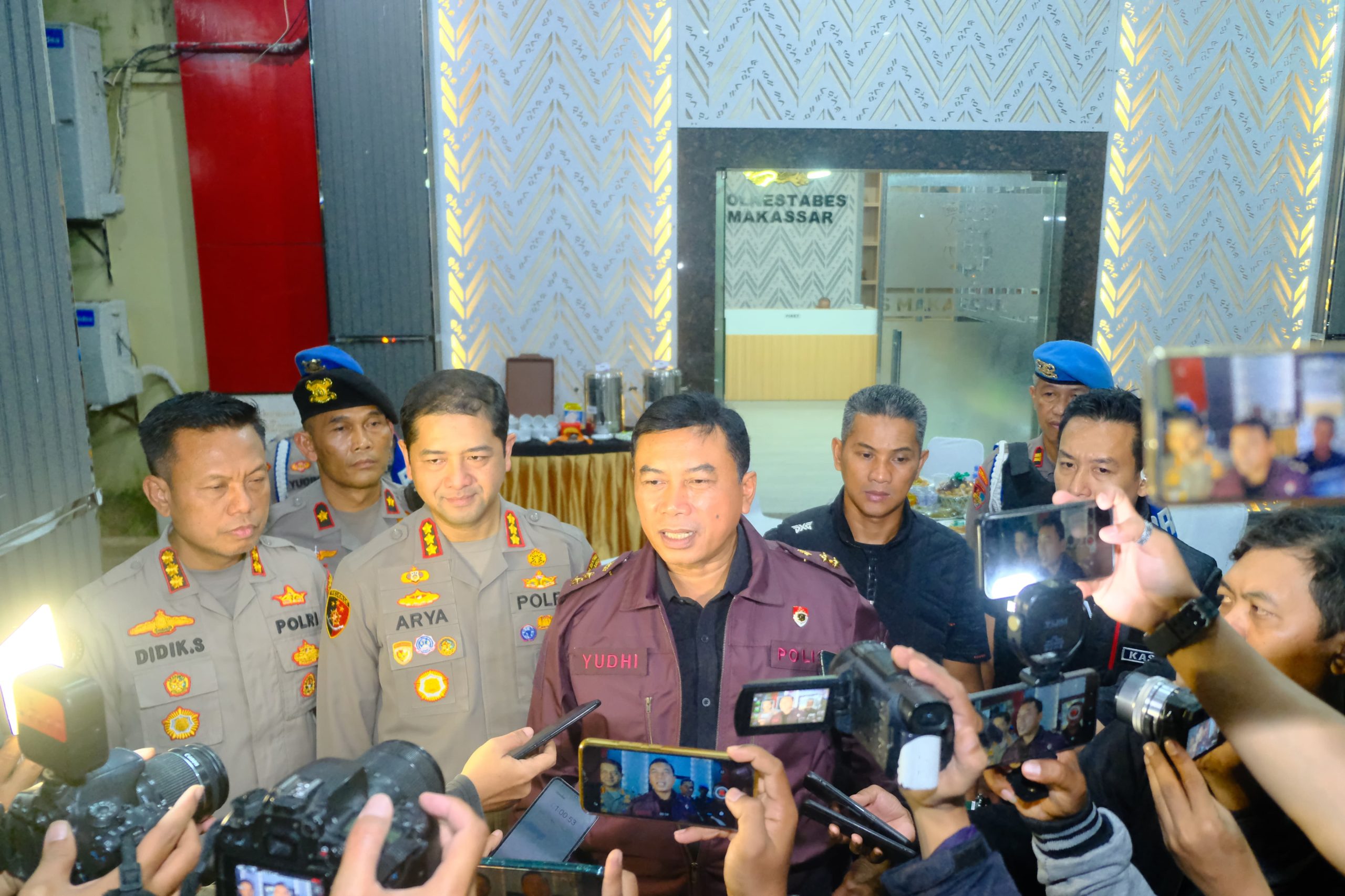 Antisipasi Kriminalitas di Bulan Ramadhan, Kapolda Sulsel Turun Langsung Patroli Malam