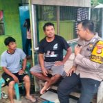 Waspada Penipuan Berkedok Bantuan Sosial, Bhabinkamtibmas Sambangi Warga Sabintang