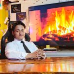 Pantaskah? Oknum Polisi Positif Narkoba Dihukum Sholat Berjamaah