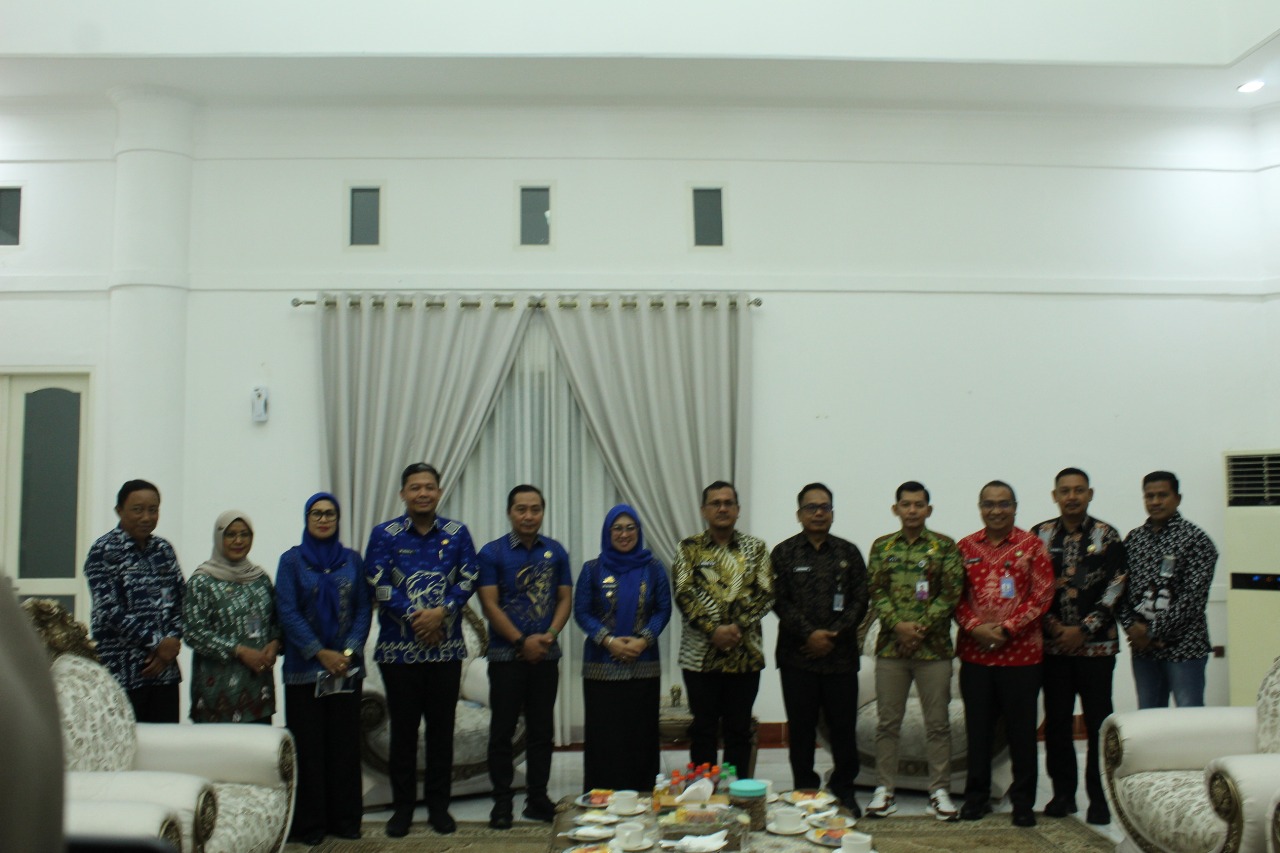 Penguatan Sinergi Pemasyarakatan dan Pemerintah Daerah, Kalapas Narkotika Sungguminasa Dampingi Kakanwil Kunjungi Bupati Gowa