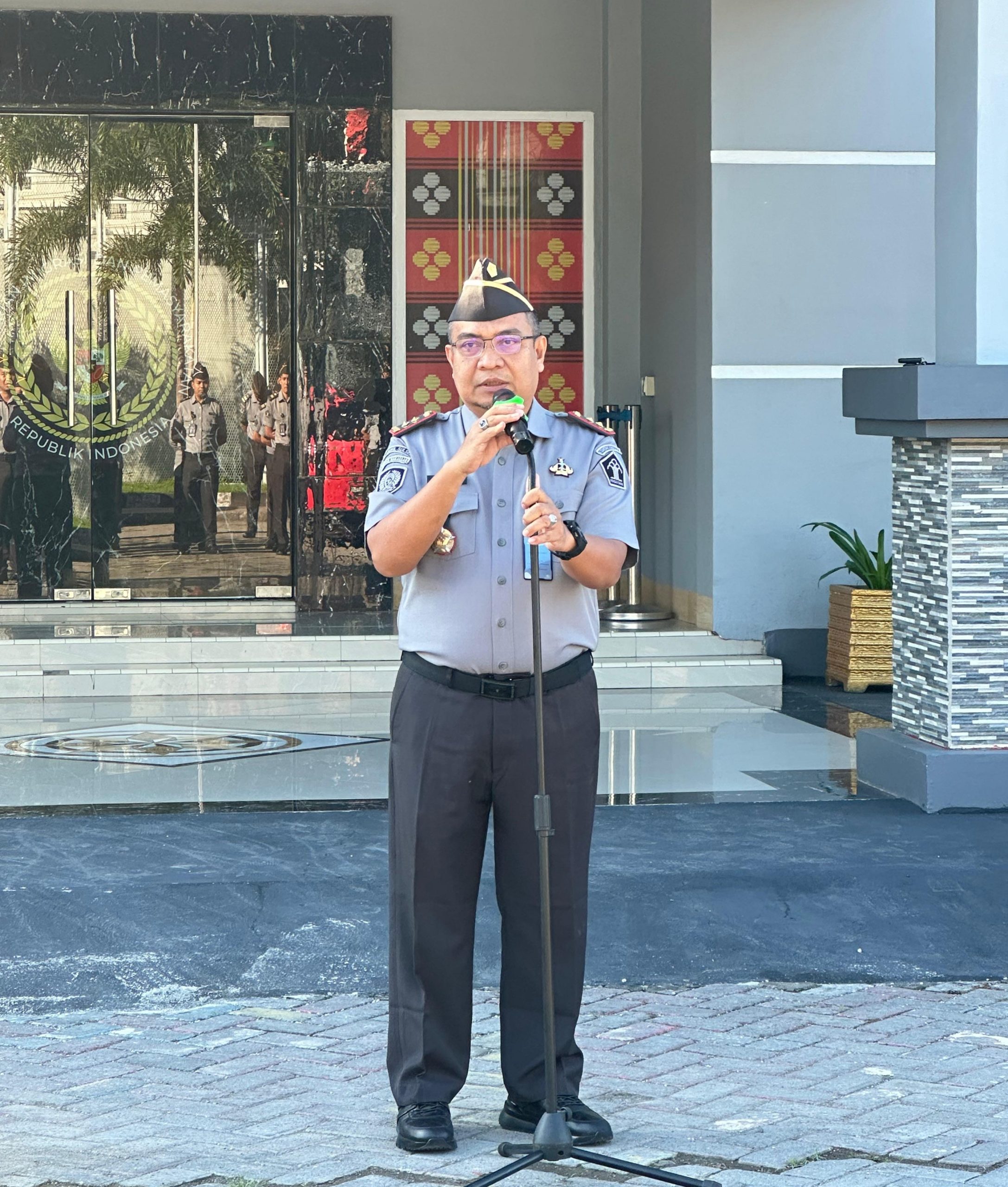 Apel Pagi Rutin, Karutan Tegaskan Tingkatkan Kedisiplinan dan Etika