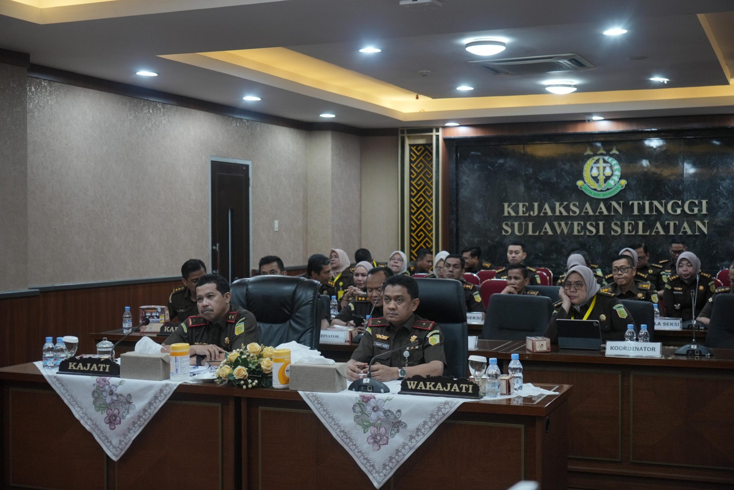 Kejati Sulsel Ikuti Rapat Evaluasi Kinerja Semester I Kejaksaan RI Tahun 2025: Perkuat Strategi Menuju Kejaksaan Modern