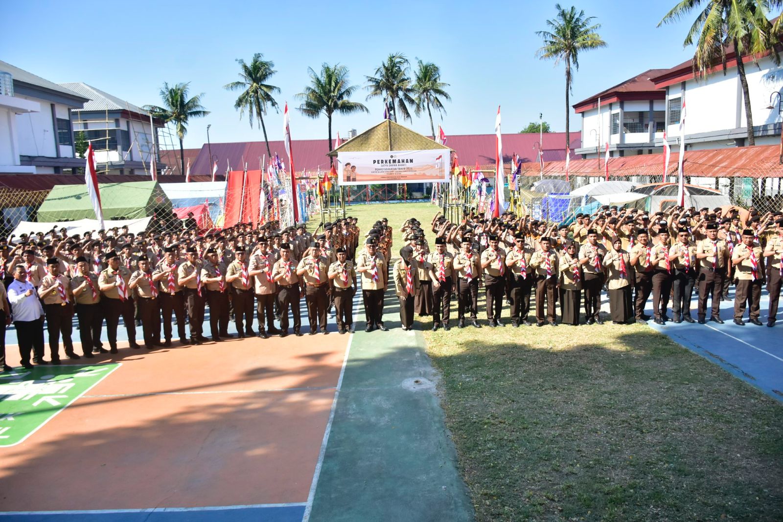 Kepala Rutan kelas 1 Makassar mengikuti kegiatan perkemahan di Lapas Makassar yang di pimpin langsung wakil gubernur sulsel