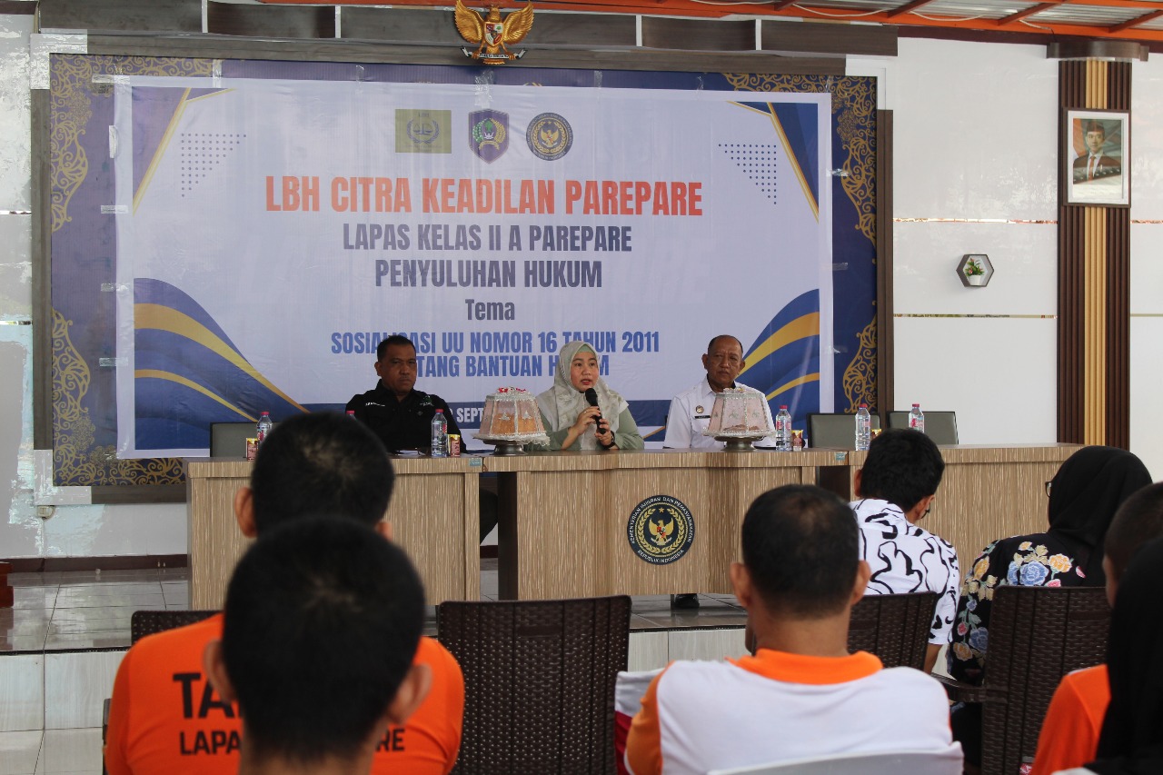 Perkuat Akses Keadilan, Lapas Parepare Gelar Penyuluhan Hukum Bersama Kadiv P3H Kanwil Kemenkum Sulsel dan LBH Citra Keadilan
