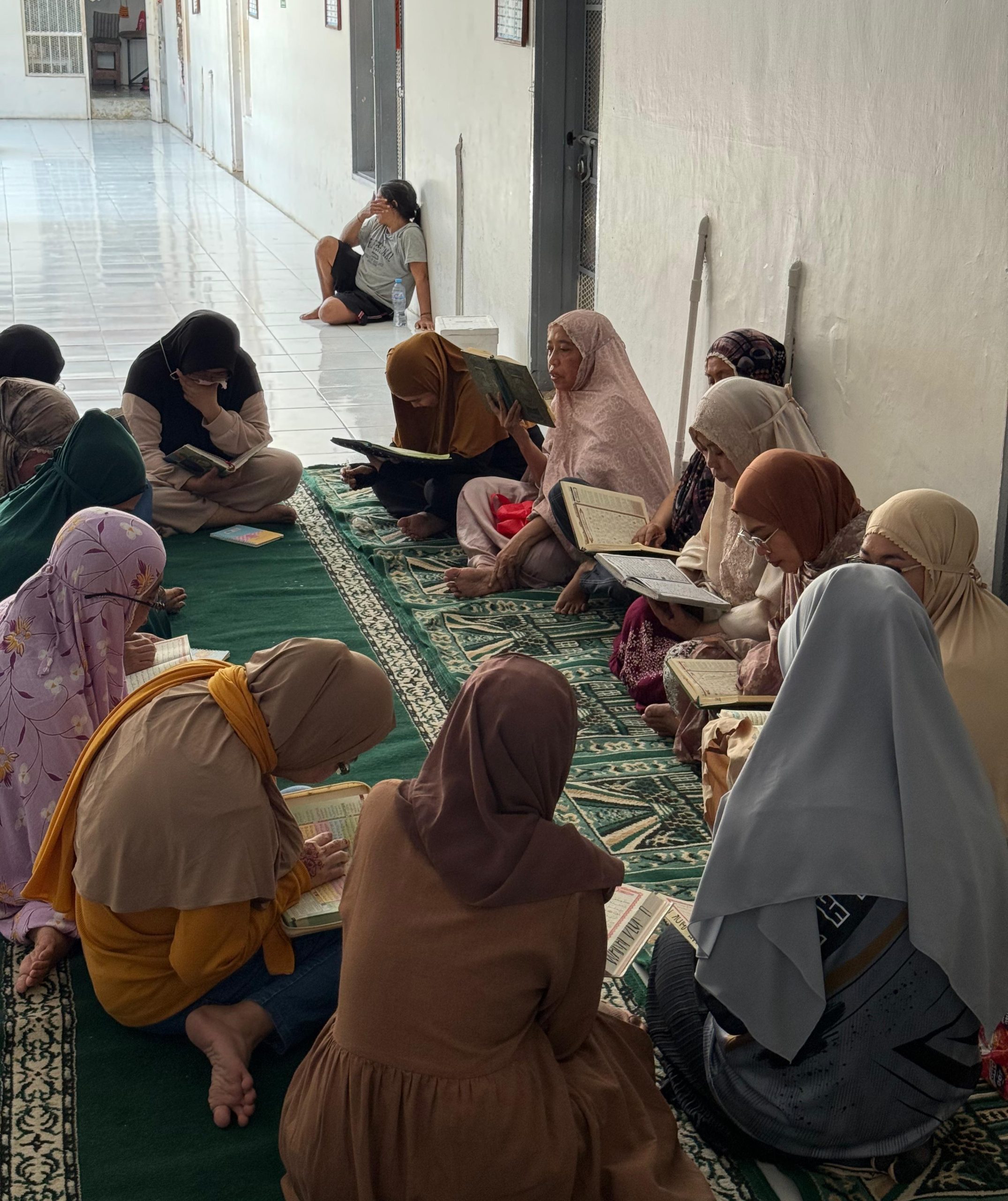 Indahnya Lantunan Tahzin di Balik Jeruji Warga Binaan Perempuan Rutan Makassar