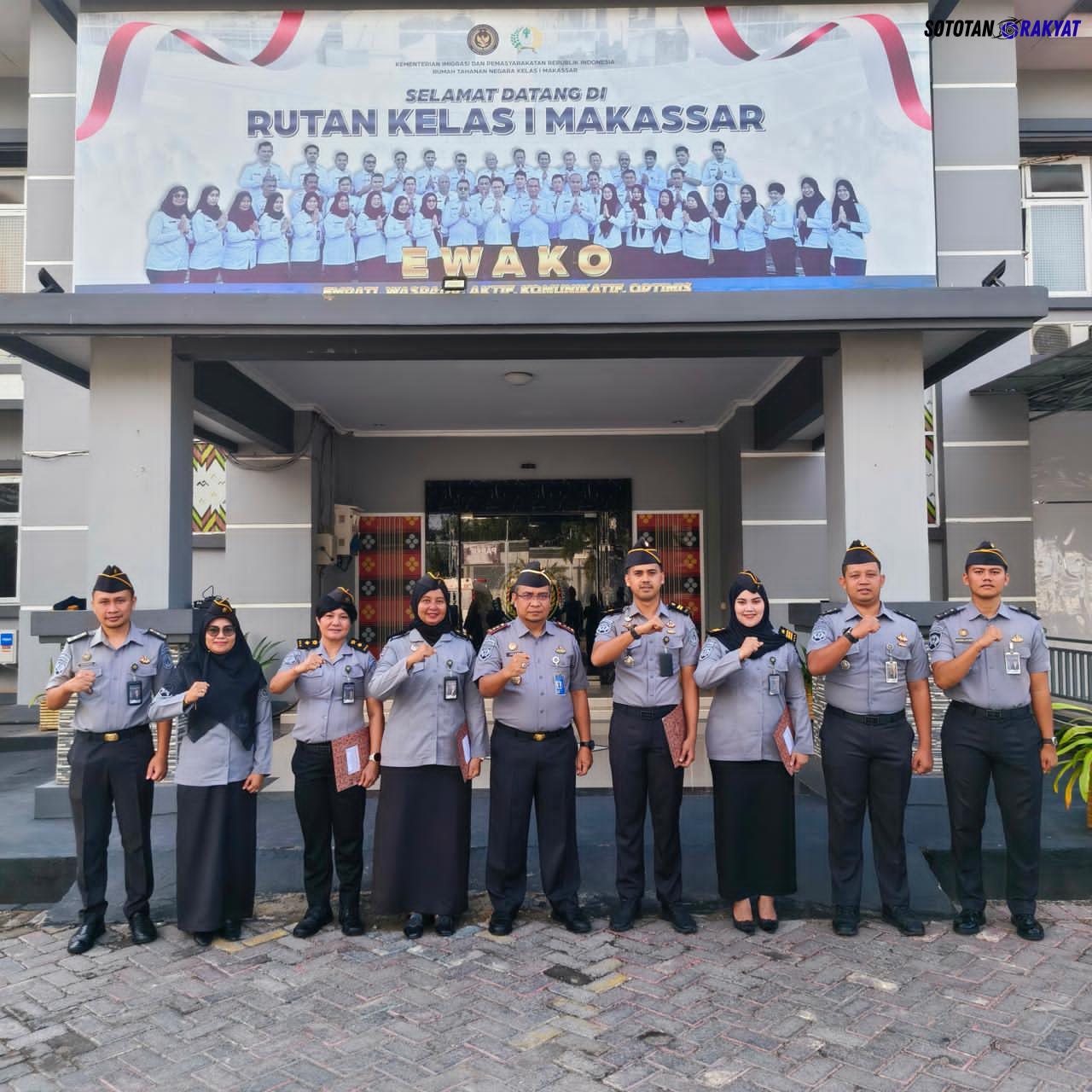 Rutan Kelas I Makassar Gelar Apel Pagi dan Penyematan Tanda Kenaikan Pangkat Periode Oktober 2025