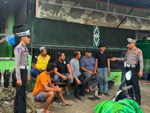 Cegah Kemacetan, Satlantas Takalar Lakukan Binluh di Pasar Pattallassang