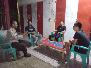 Bhabinkamtibmas Aktif Sambangi Remaja, Cegah Gangguan Kamtibmas di Sombalabella