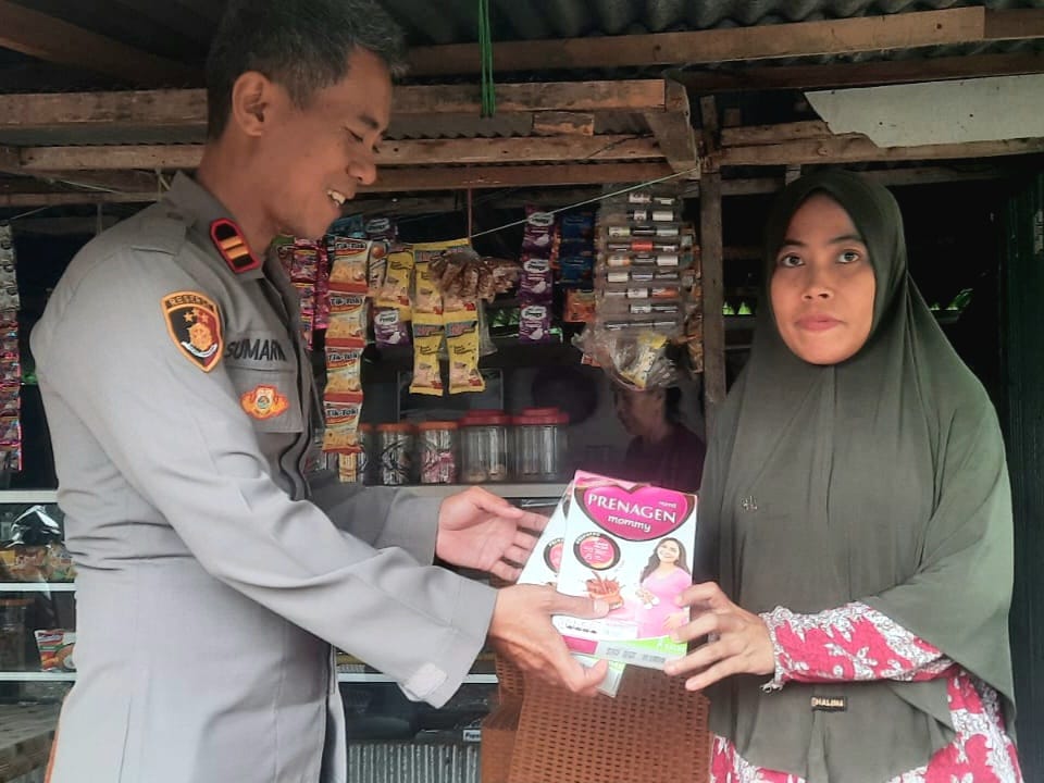 Polsek Mappakasunggu Salurkan Bantuan Susu Ibu Hamil, Wujud Kepedulian Polri untuk Generasi Sehat dan Cerdas