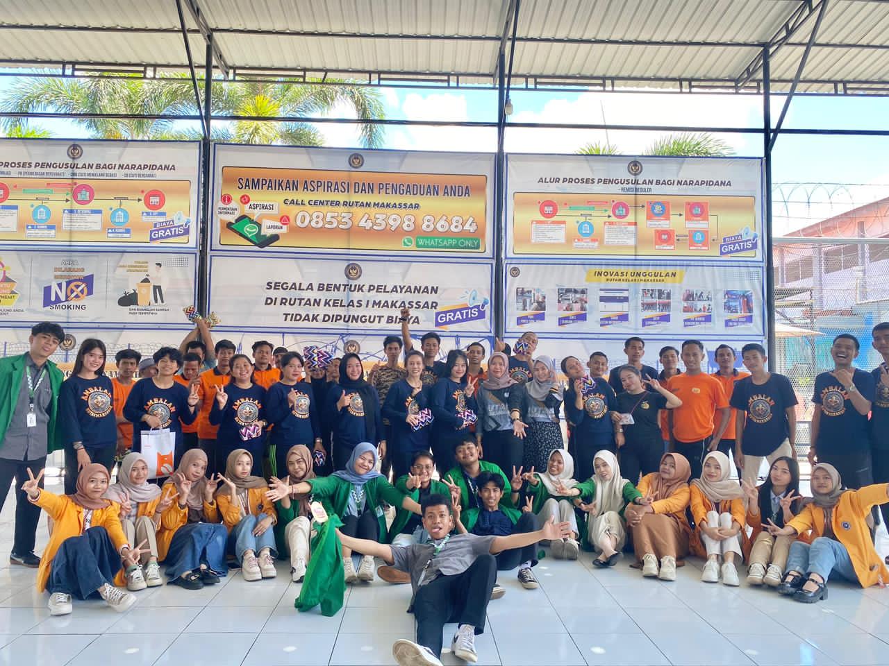 Menghadirkan Tawa dan Kebersamaan Mahasiswa UIN dan UNM Dibalik Tembok Rutan Makassar