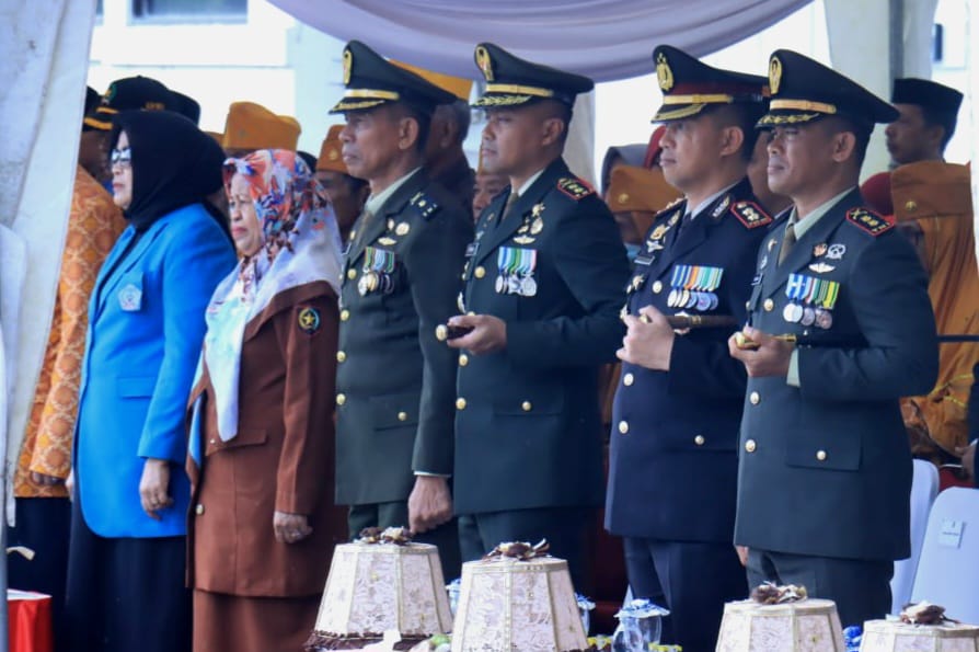 Kapolres Takalar Hadiri Upacara Hari Pahlawan 2025, Kobarkan Semangat Melanjutkan Perjuangan Para Pahlawan