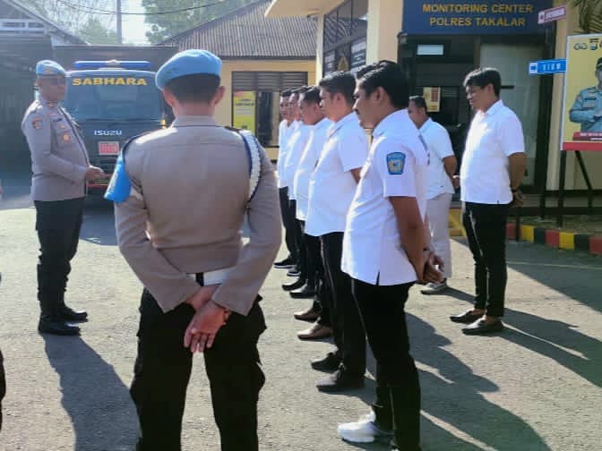 Kasi Propam Polres Takalar Ajak Personel Jauhi Gaya Hidup Hedonis dan Tingkatkan Profesionalisme