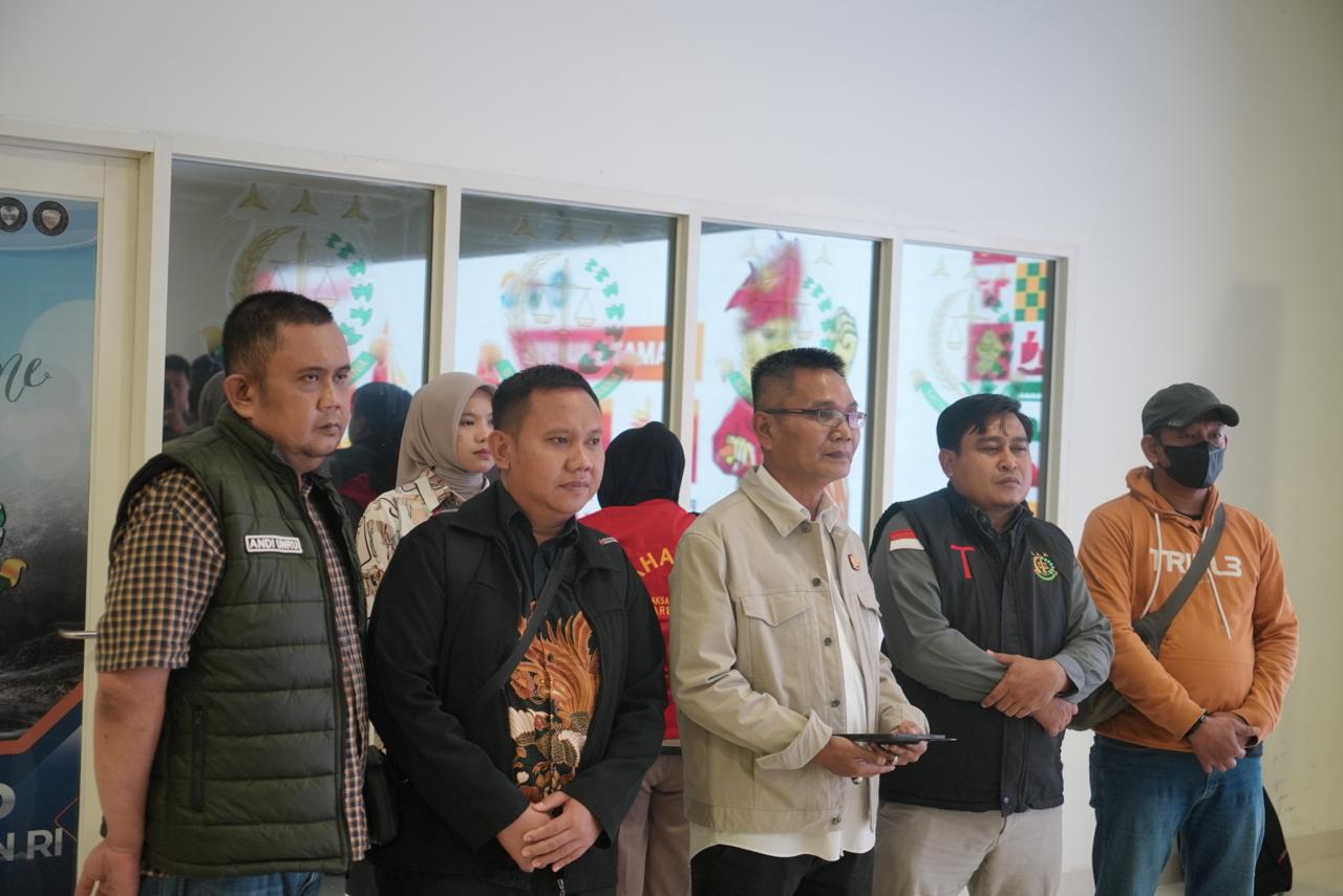 BURON 16 BULAN TERPIDANA NARKOTIKA DIRINGKUS TIM TABUR KEJATI SULSEL DI BERAU KALIMANTAN TIMUR