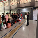 Rutan Kelas I Makassar Kembali Lakukan Upaya Pengurangan Overkapasitas, Pindahkan Puluhan WBP ke Lapas Takalar