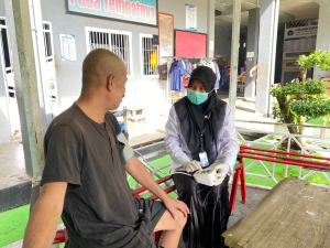 “Jemput Bola” ke Blok Hunian, Cara Humanis Lapas Narkotika Sungguminasa Jaga Kesehatan Warga