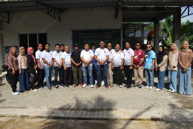 Lapas Parepare Laksanakan “Program Pengabdian IMIPAS untuk Negeri” melalui Renovasi Tempat Wudhu Masjid Cahaya Ikhlas