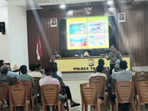 Polres Takalar Gelar Pelatihan Satkamling untuk Perkuat Keamanan Lingkungan
