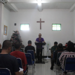 Ibadah Khusus Warga Binaan Lapas Sungguminasa Jelang Natal Berlangsung Khikmad