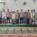 Jalin Kedekatan dengan Warga, Sat Binmas Gelar Jum’at Curhat di Desa Moncongkomba