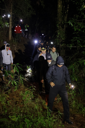 Polres Gowa Amankan Lokasi Ilegal Logging, Kapolres dan Wakil Bupati Tinjau Kondisi Lapangan