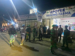 Sinergi TNI–Polri Gelar Patroli Gabungan Harkamtibmas Operasi Lilin 2025 di Takalar