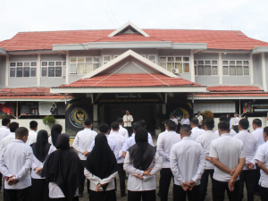 Apel Pagi Dipimpin Kakanwil Ditjenpas Sulsel, Lapas Narkotika Sungguminasa Terima Penguatan Kinerja dan Integritas