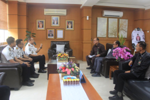 Karutan Makassar perkuat Koordinasi dengan ketua Pengadilan Negeri Makassar Terkait Penanganan Overstay