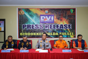 Biddokkes Polda Sulsel Gelar Konferensi Pers Hasil Identifikasi Korban Kecelakaan Pesawat ATR 42-500, 1 Korban Teridentifikasi