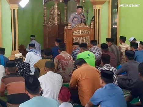 Safari Jumat dan Jumat Curhat, Binmas Polres Takalar Perkuat Sinergi Kamtibmas di Pattene