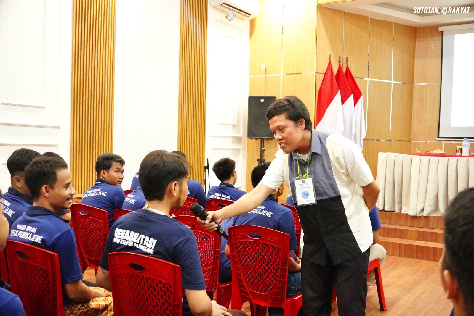 “English Day” Dorong Warga Binaan Rutan Pangkep Lebih Percaya Diri Berbahasa Inggris