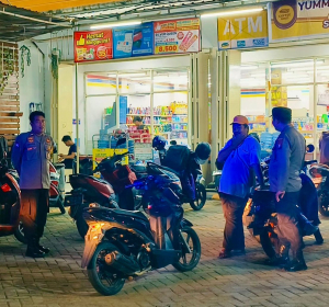 Polsek Mangarabombang Intensifkan Patroli Malam, Wujudkan Kamtibmas Kondusif
